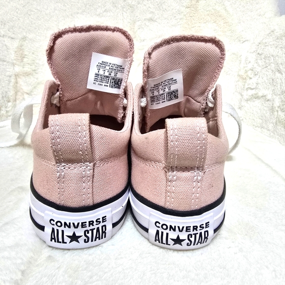 CONVERSE Womens All Stars Low-Top Sneakers. Pink Sage. Size 5 - Picture 2 of 5